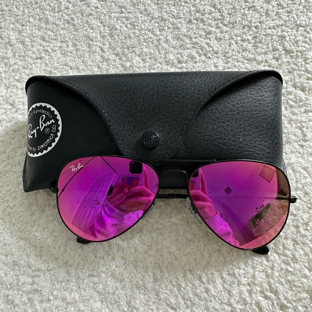 Ray-Ban Aviator Mirrored Sunglasses